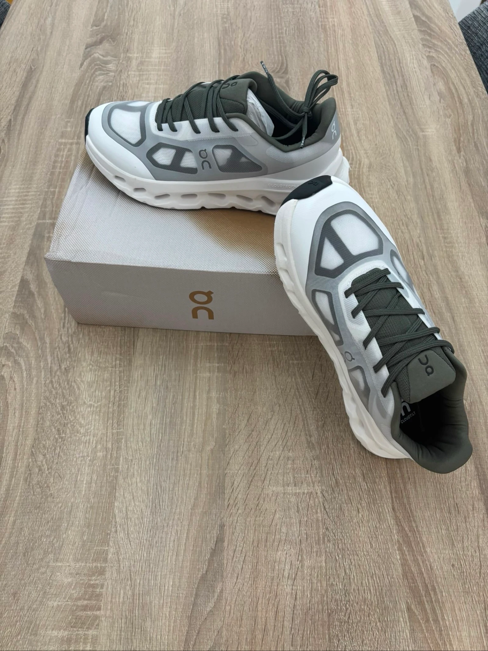 On Cloudtilt Remix Taille 43 – photo 10